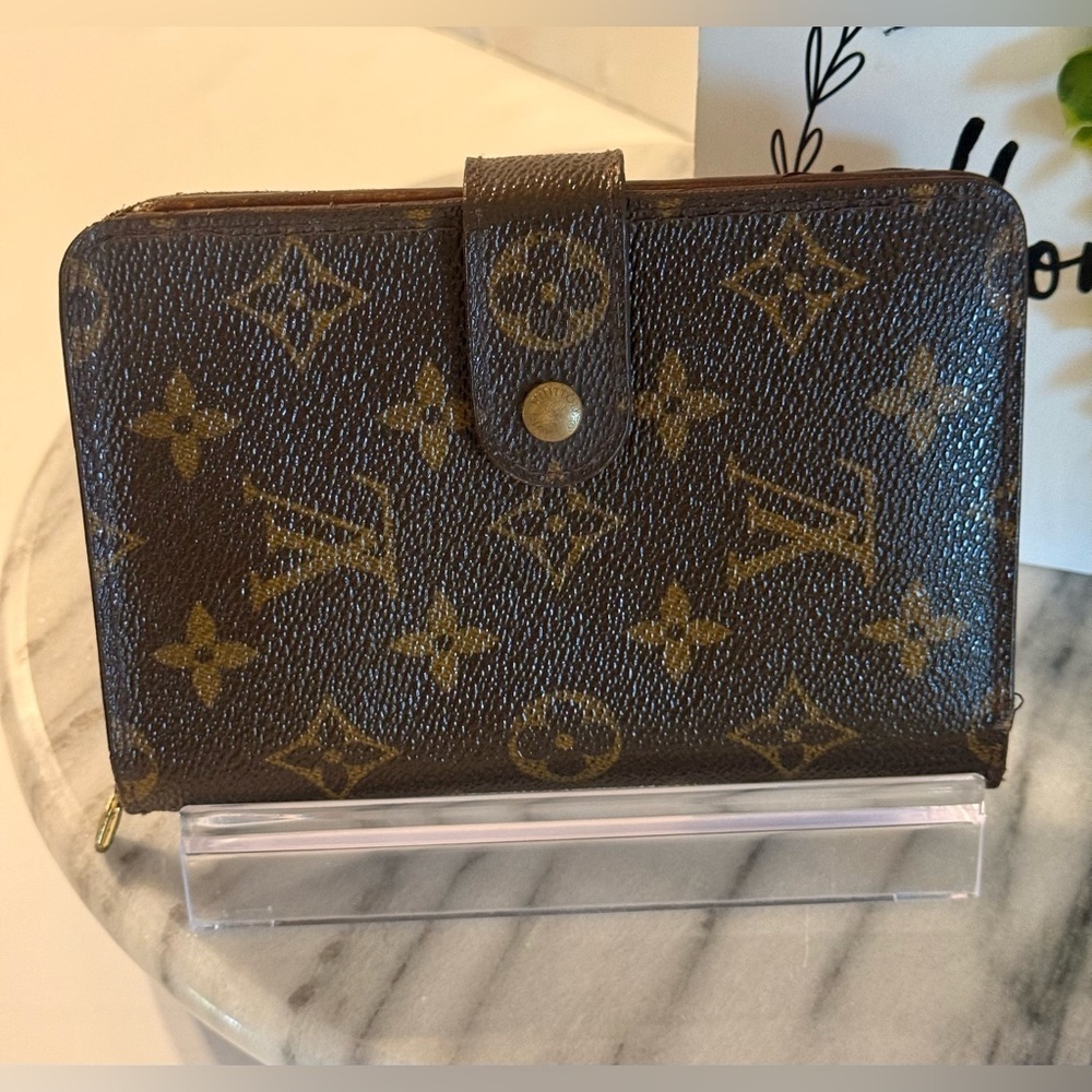 Louis Vuitton Brown Monogram Zippy Wallet 1998 SP0948 Cleaned Professional 6x4